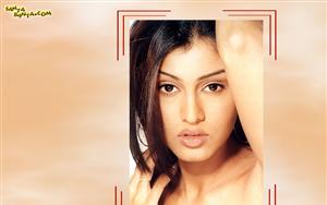 Femina Miss India 2002